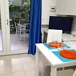 Daria - E Servizio Apartmán *